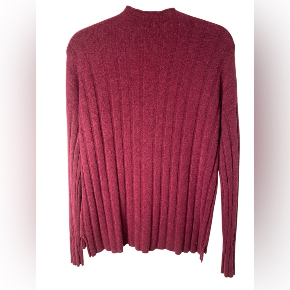 Womens Sweater Sz medium large burgundy made in Italy pullover crewneck cozycore